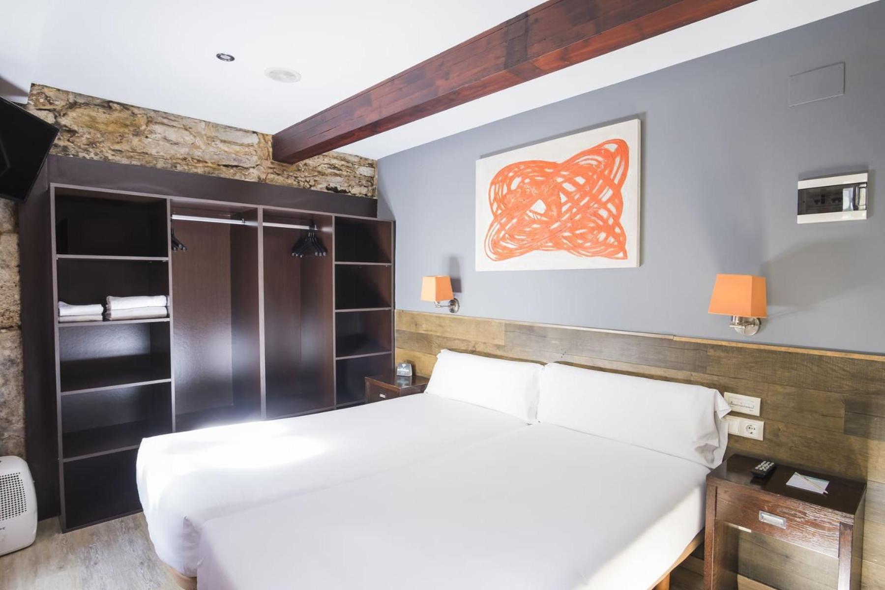 Hotel Alda Algalia ซานติอาโก เด กอมโปสเตลา ภายนอก รูปภาพ