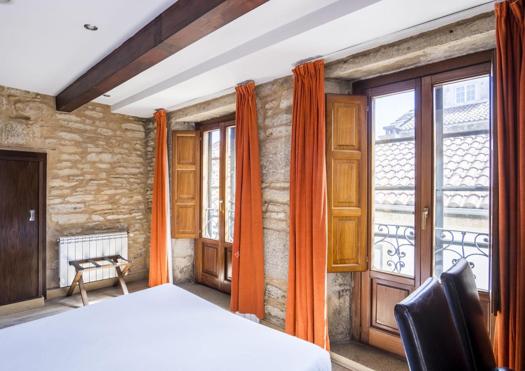 Hotel Alda Algalia ซานติอาโก เด กอมโปสเตลา ภายนอก รูปภาพ